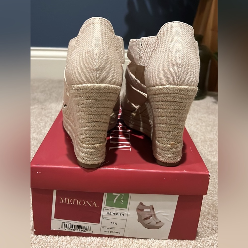 Merona beige wedges